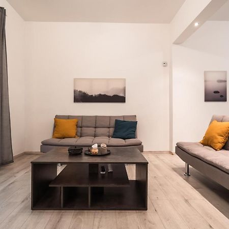 Urban Serenity Gem In Kallithea Neighbourhood! Atene Esterno foto