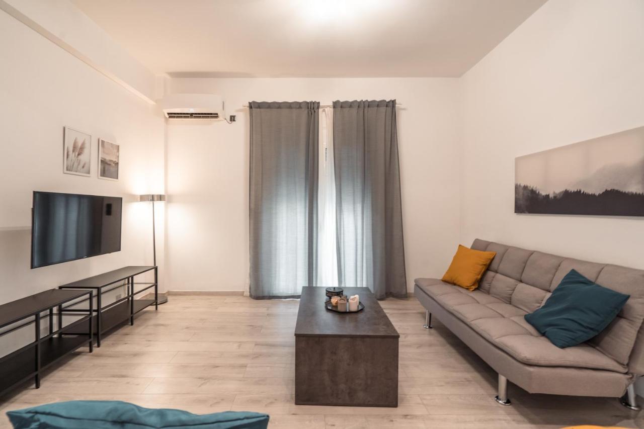 Urban Serenity Gem In Kallithea Neighbourhood! Atene Esterno foto
