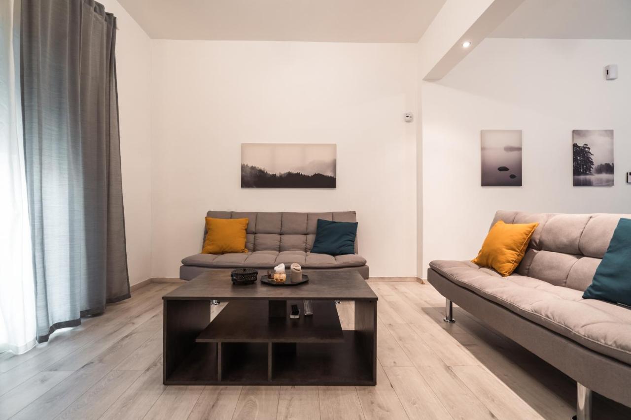 Urban Serenity Gem In Kallithea Neighbourhood! Atene Esterno foto