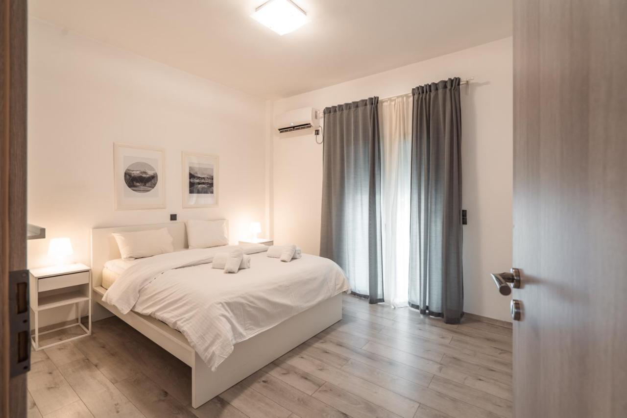 Urban Serenity Gem In Kallithea Neighbourhood! Atene Esterno foto