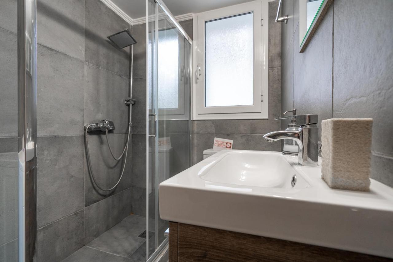 Urban Serenity Gem In Kallithea Neighbourhood! Atene Esterno foto